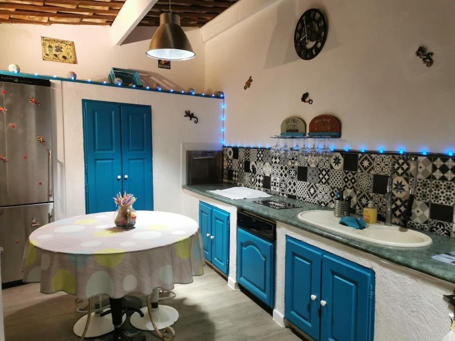 Le Jardin De Mae Apartment Bouc-Bel-Air Luaran gambar